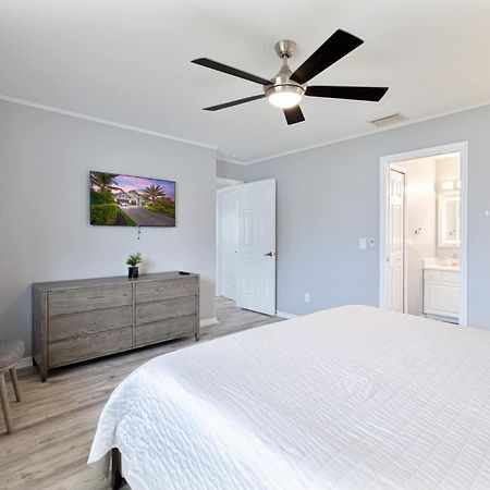 Endless Summer Retreat Jacuzzi 3Kingbed Airhockey Cape Coral Exterior foto